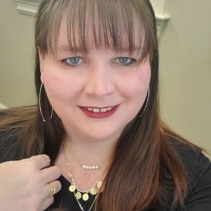 Meet your Posher, Kristin